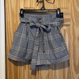 Abercrombie & Fitch Houndstooth Plaid Shorts